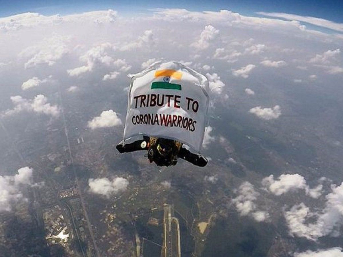 भारतीय वायु सेना ने इस तरह अपने अंदाज में कोरोना वॉरियर्स को किया धन्यवाद