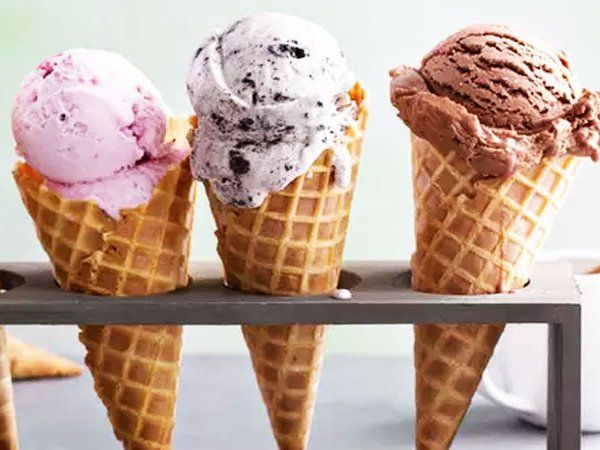 बेहद खौफनाक! पिता ने अपने ही तीन बच्चों को आइसक्रीम में जहर मिलाकर खिला दिया
