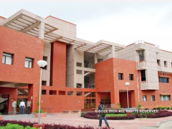 Tea seller son kiya kamal, Anmol Ahirwar passed IIT exam, wants to become an IAS