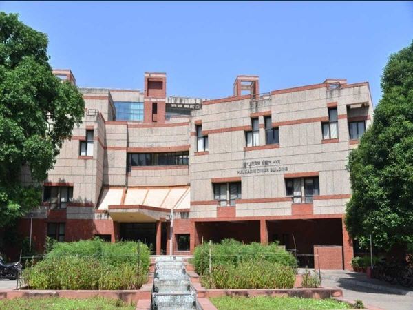 Research on Advance Systems in Power Supply