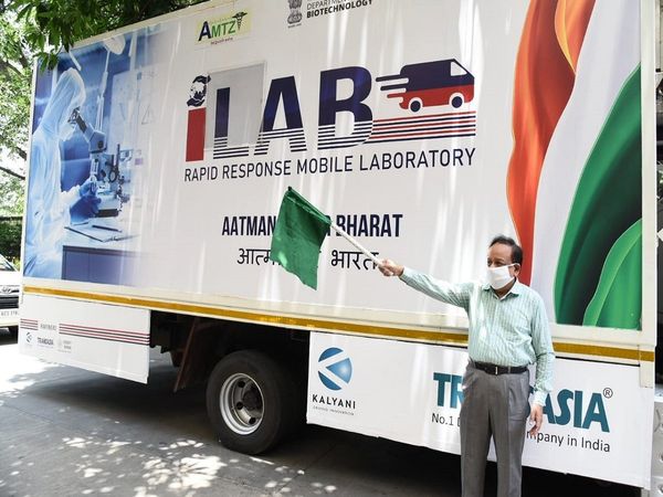 Dr.Harshvardhan flags off first mobile i-lab for Coronavirus testing