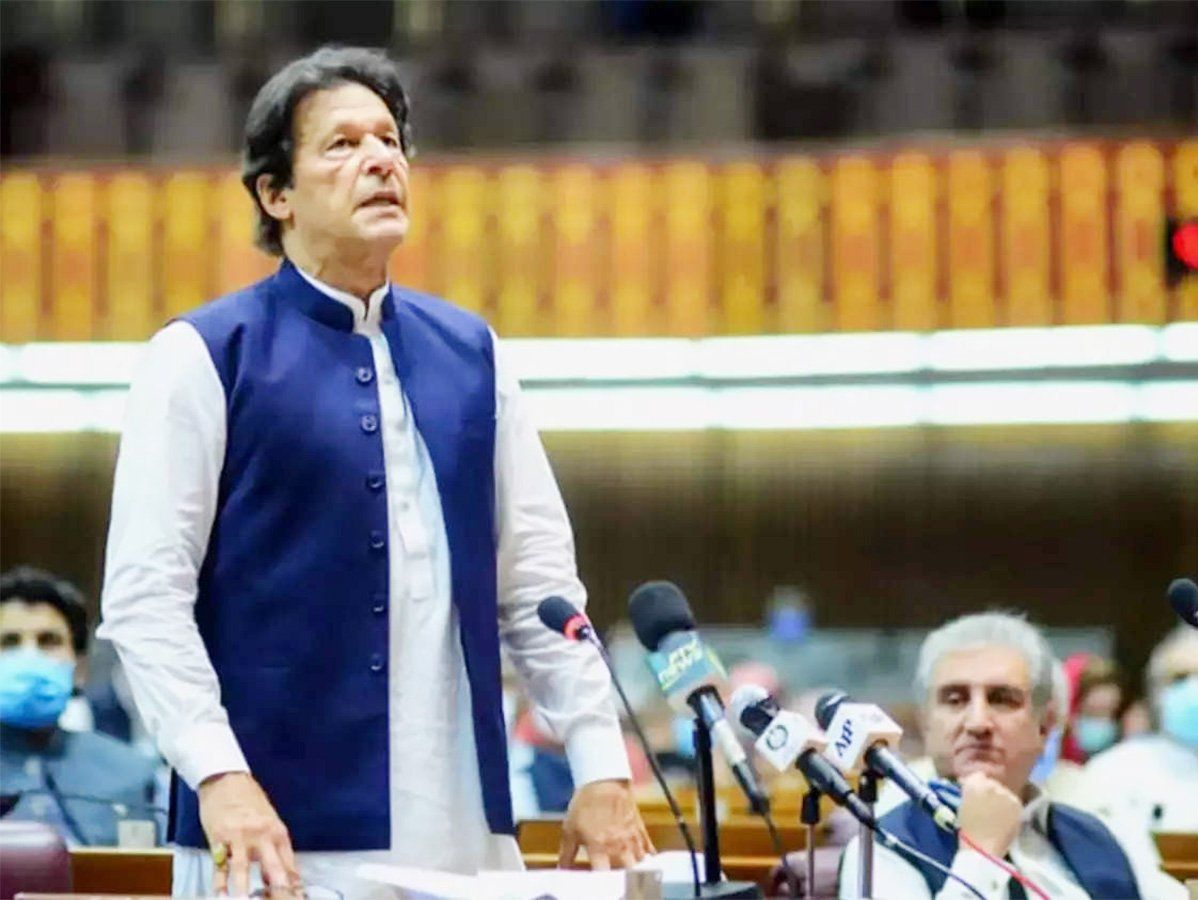 Pakistan:पूर्व प्रधानमंत्री इमरान खान कभी भी हो सकते हैं गिरफ्तार, 'ईशनिंदा' की धाराओं में मुकदमा दर्ज