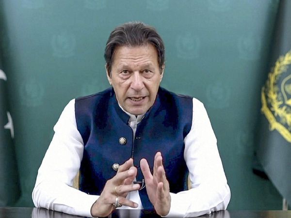 पाकिस्‍तान के प्रधानमंत्री इमरान खान (फाइल फोटो)