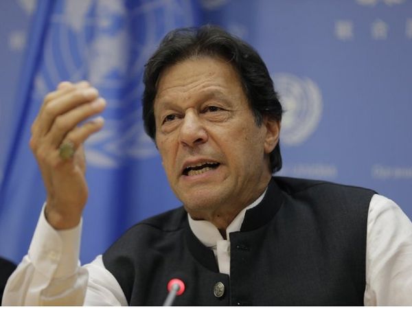 कर्ज के बोझ तले दबा पाकिस्तान, FATF की लटकती तलवार, मुश्किल में इमरान खान