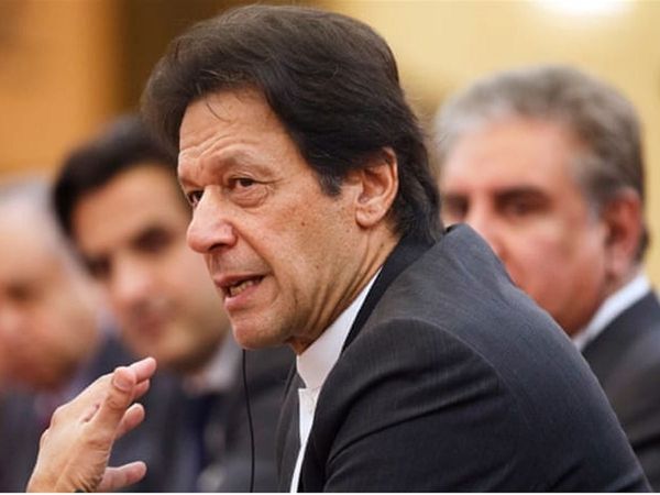 पाकिस्‍तान : सीनेट चुनाव में हारे इमरान खान के मंत्री, PAK पीएम की बढ़ी मुश्किलें