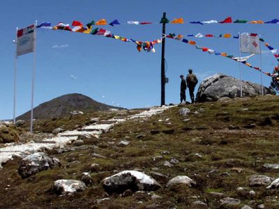 चीन से लगे सीमा क्षेत्रों में बुनियादी ढांचे को मजबूत करेगा भारत, बजट में किया गया खास ऐलान चीन से लगे सीमा क्षेत्रों में बुनियादी ढांचे को मजबूत करेगा भारत, बजट में किया गया खास ऐलान
