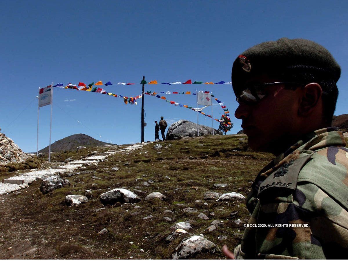 LAC पर तनातनी के बीच अब चीन ने लिपुलेख में भारतीय निर्माण पर तरेरी आंखें, सीमा पर बढ़ाई गई गश्त