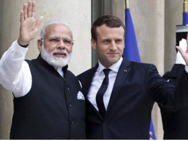 शार्ली एब्दो के कार्टून पर फ्रांस-तुर्की में तनाव बढ़ा, मैक्रों के समर्थन में आया भारत