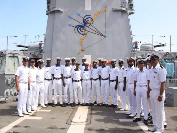 नौसेना कर्मी अब नहीं कर सकते हैं Facebook का इस्तेमाल, इंडियन नेवी ने लगाया प्रतिबंध