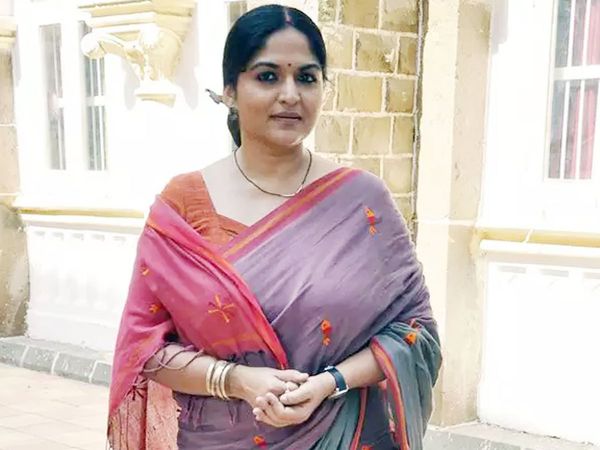 Yeh Hai Chahatein Actress Indira Krishnan quits TV Show 