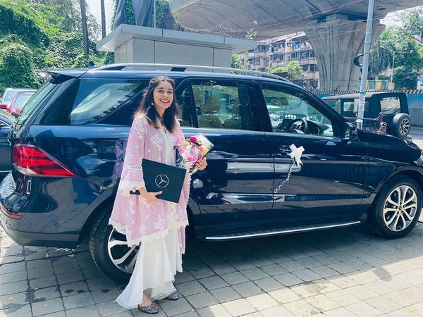 Eisha Singh Ishq Subhan Allah actress buys a luxury car Mercedes Benz