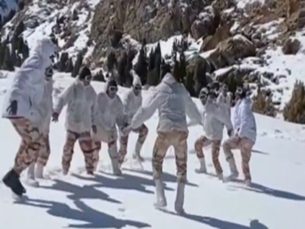 ITBP Jawans Playing Kabaddi In Snow Video Goes Viral