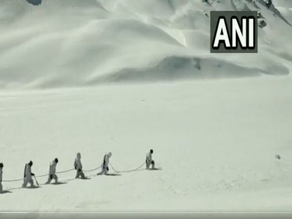 Uttarakhand, China, ITBP, patrol on snow-clad hills