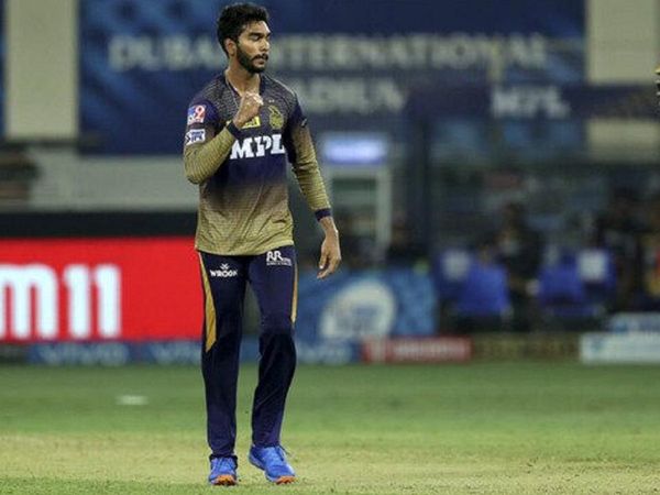 venkatesh iyer bowling