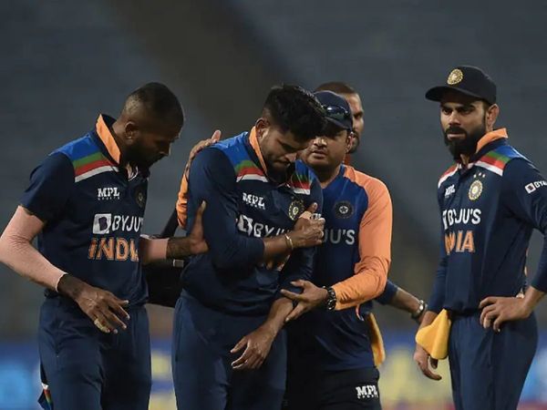 shreyas iyer injury