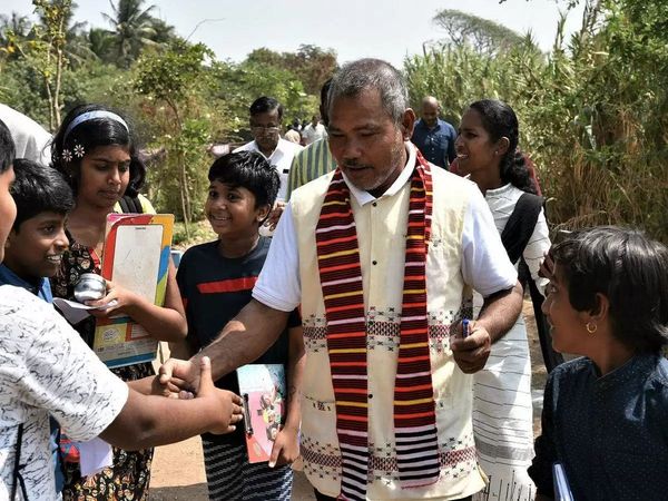 Jadav Payeng Story: बंजर को जंगल में बदलने वाले शख्स की दास्तां, बाढ़ के मंजर ने सबकुछ बदल दिया