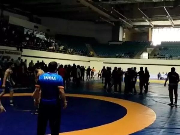 satendra malik assaults jagbir singh