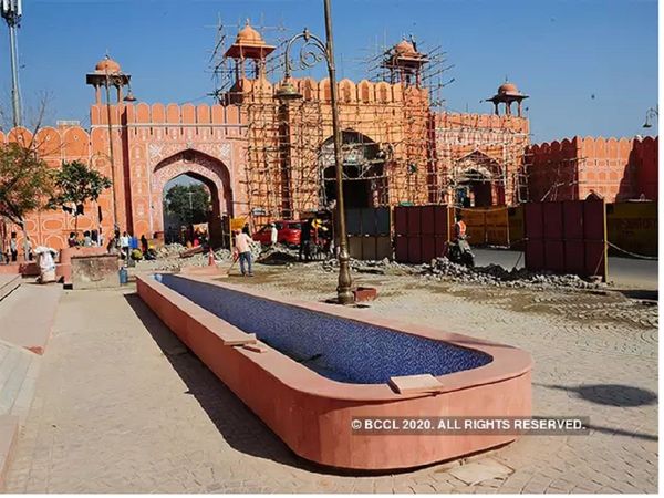 जयपुर में उड़ी सोशल डिस्‍टेंसिंग की धज्जियां, पर्यटन स्‍थलों पर उमड़ा लोगों का हुजूम (फाइल फोटो)