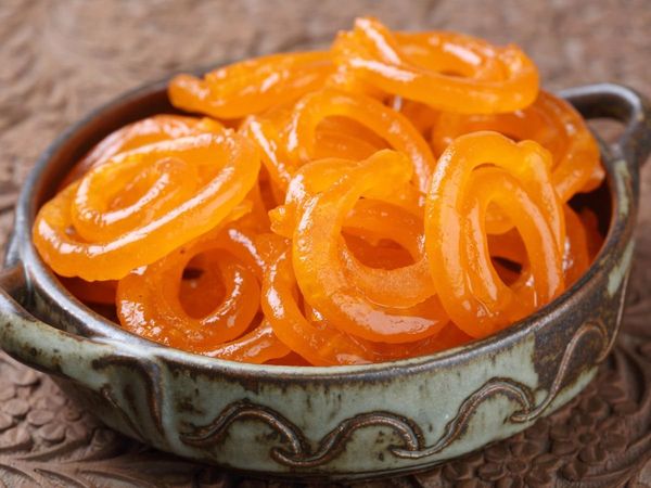 How to make jalebi, Homemade jalebi, How to make Perfect jalebi, How to make jalebi in market style, How to make Crispy jalebi, Jalebi banane ki vidhi, Jalebi Recipe in hindi, जलेबी बनाने की विधि, घर पर जलेबी कैसे बनाएं, घर का बना जलेबी, जलेबी बनाने का आस