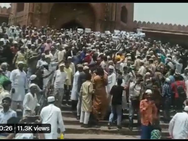 People protest at Delhi's Jama Masjid over inflammatory remarks by Nupur Sharma 