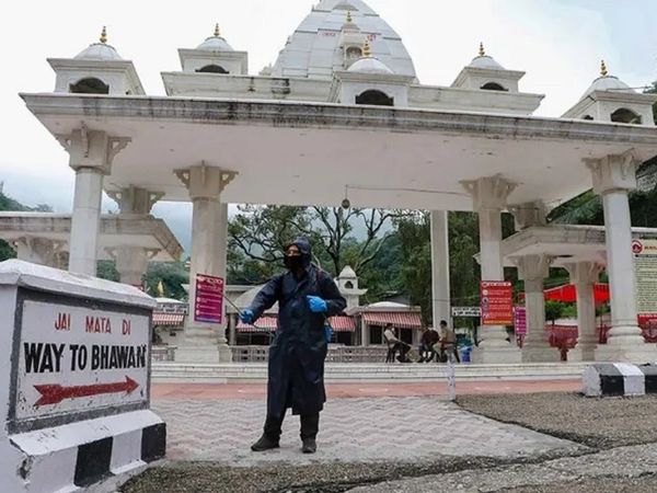 वैष्‍णो देवी मंदिर के पास बनेगा कटरा थीम पार्क, पौराणिक कथाओं की दिखेगी छटा (फाइल फोटो)