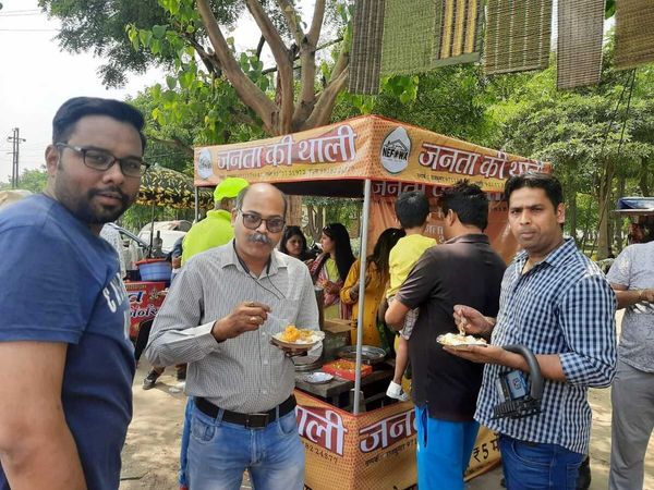 Janata Ki Thali in greater noida