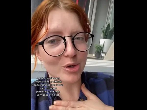 उस महिला व्यापारी की तरकीब कर गई काम, बनाया नकली पुरुष असिस्टेंट और आगे..