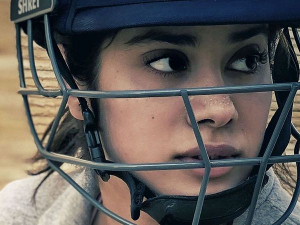 Janhvi Kapoor, Mr and Mrs Mahi, Rajkummar Rao, Dinesh Karthik, sharan sharma,