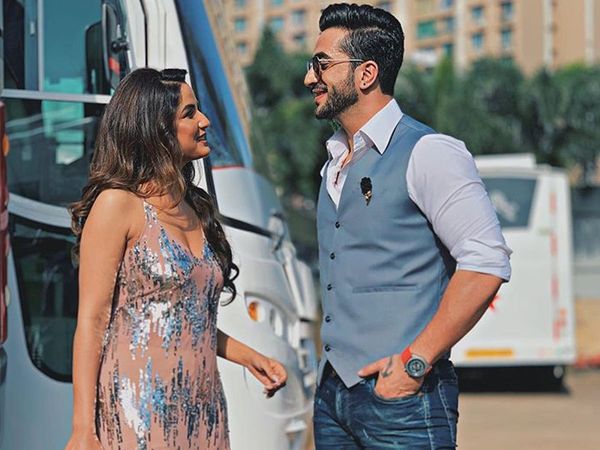 Jasmin Bhasin Naagin 4 Fame rumoured Boyfriend Aly Goni pre birthday gift