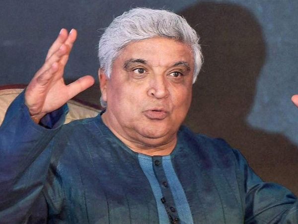 Javed Akhtar angry over attack on kapil sibbal house 