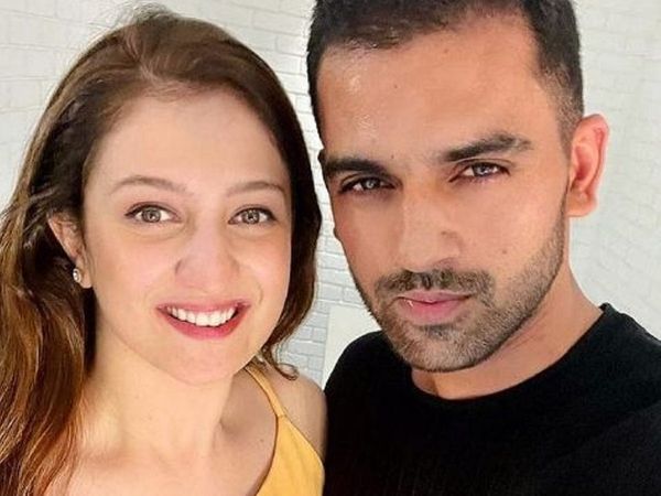 deepak chahar engaged to jaya bharadwaj