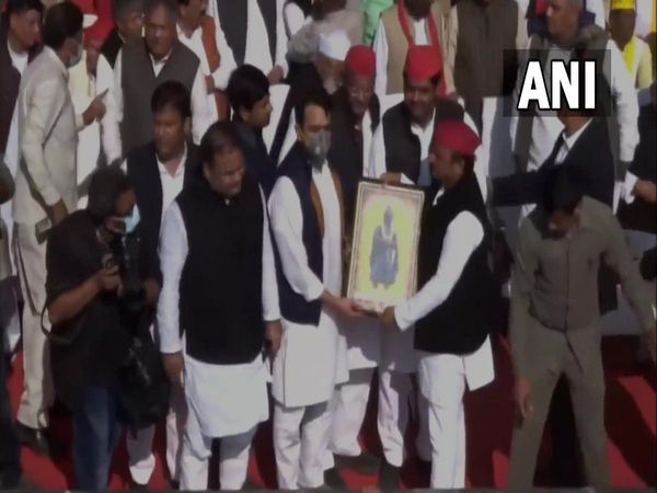 Akhilesh yadav and Jayant Chowdhery