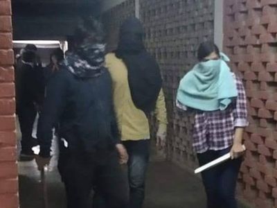 JNU VC set up 5 member committee to inquire into whole incident of violence,जेएनयू हिंसा : समिति लाएगी हिंसा का पूरा सच!, वीसी ने बनाई 5 सदस्यीट कमेटी JNU VC set up 5 member committee to inquire into whole incident of violence,जेएनयू हिंसा : समिति लाएगी हिंसा का पूरा सच!, वीसी ने बनाई 5 सदस्यीट कमेटी
