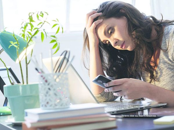 World Mental Health Day:कोरोना काल में वर्क फ्रॉम होम के दौरान 5 तरीकों से रखें अपने मानसिक स्वास्थ्य का ध्यान