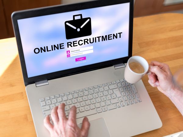 Government job in UP Electricity Department: 