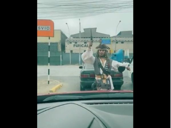 Johnny Depp begs on street video goes viral know all about truth