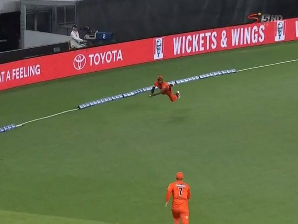 chris jordan diving catch