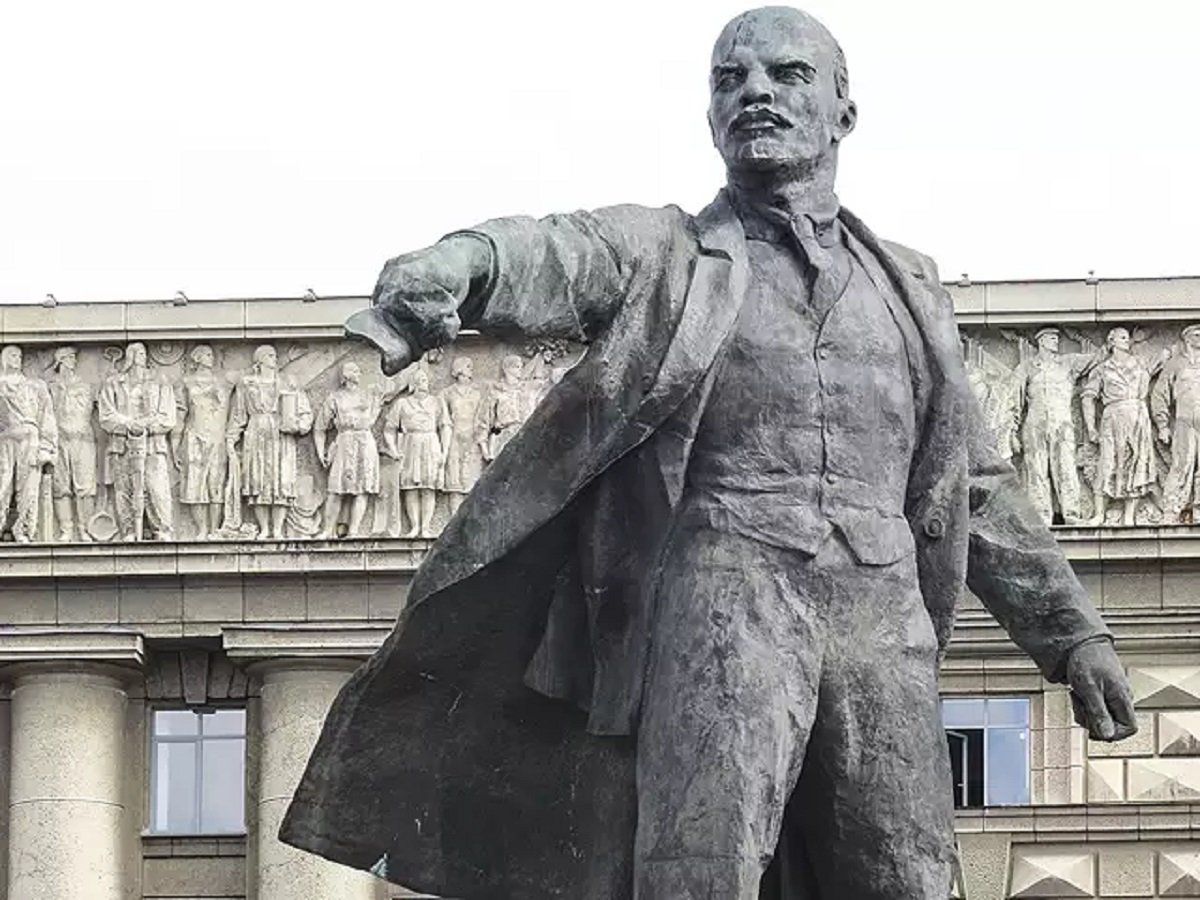 आज का इतिहास: अच्छी बुरी घटनाओं के साथ इतिहास के पन्नों में दर्ज