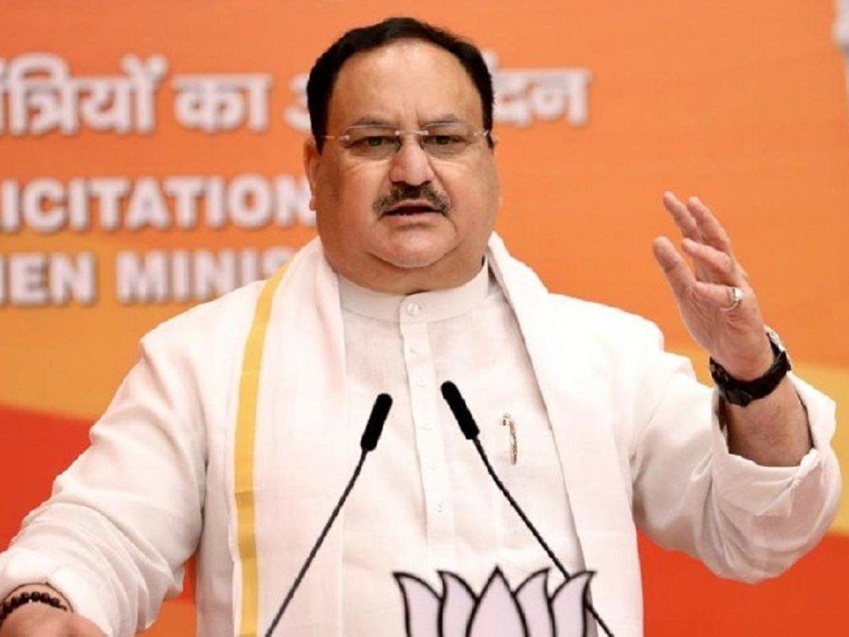 Agnipath Protest: जेपी नड्डा के आवास के सामने पहुंचे प्रदर्शनकारी, जलती हुई सामग्री प्रवेश द्वार पर रखी