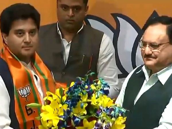 Jyotiraditya Scindia Joins BJP news in Hindi