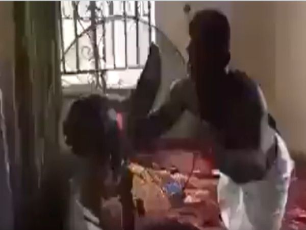 Jugaad Video Man ran electric fan Without electricity Funny Jugaad Video Goes Viral