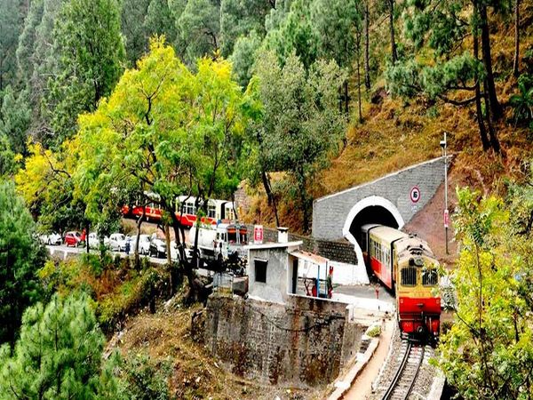 Kalka Shimla Train Route: आसान नहीं था पहाड़ों के सीने को चीरना,कालका से शिमला का वो रेल ट्रैक
