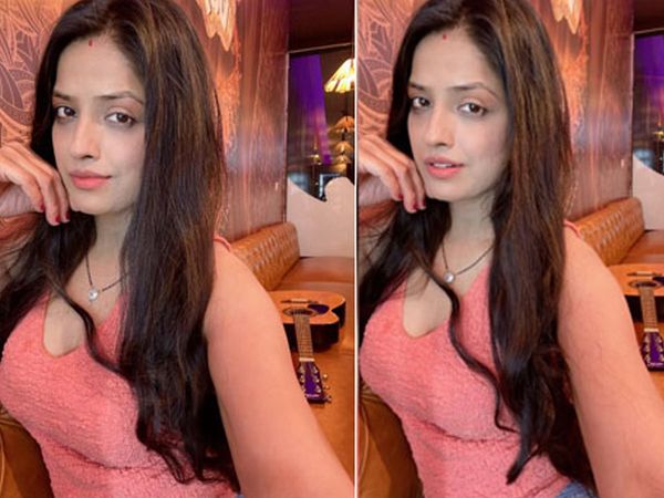 Kanishka Soni TV Show Diya aur Baati Hum fame marries herself check pictures- 