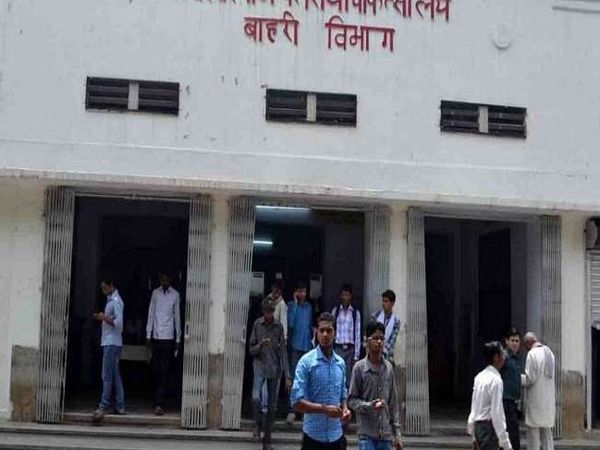 Viral infection increases the risk of pneumonia due to seasonal changes