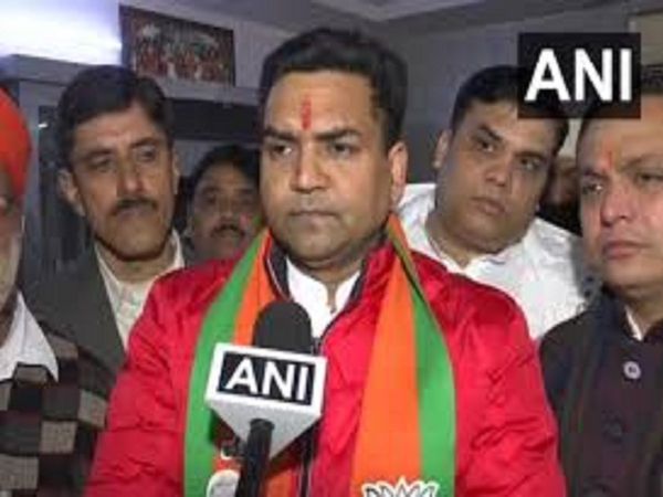 Delhi Chief Electoral Officer has asked Delhi Police to file FIR against BJP leader Kapil Mishra Delhi chunav 2020