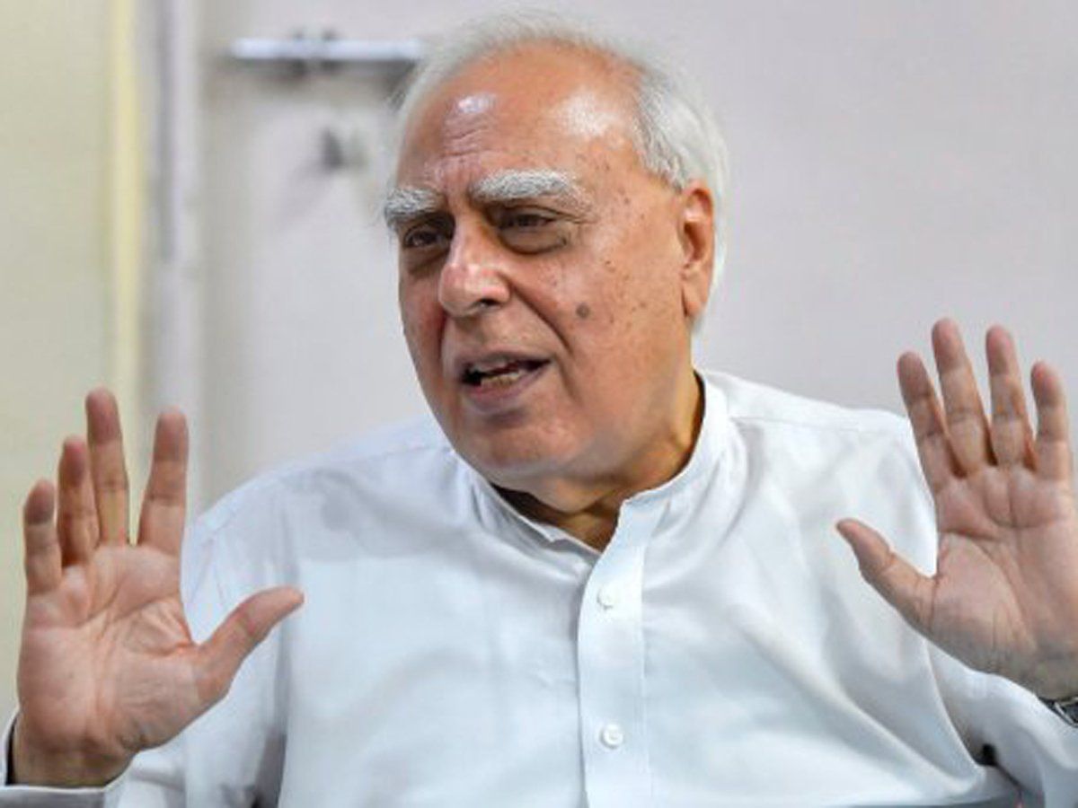 Kapil Sibbal: कांग्रेस छोड़ अब साइकिल की सवारी करेंगे कपिल सिब्बल! सपा के समर्थन से भरा राज्यसभा का पर्चा