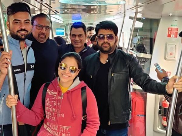 Kapil Sharma Sumona Chakravarti take Delhi Metro check Photos
