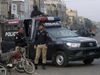  Pakistan : journalists thrashed in Karachi by police 
