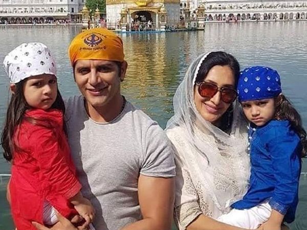 Karanvir Bohra with wife and Daughters