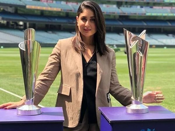kareena kapoor with t20 world cup trophies